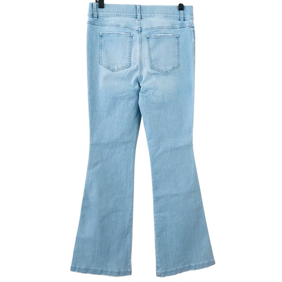 SPANX 20348Q Retro Light Wash Stretch Denim Pull On Flare Jeans Size Medium - Picture 5 of 8